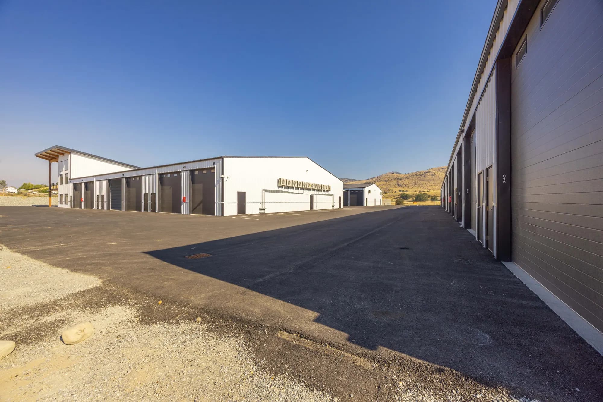 Building B — Unit B2 2
